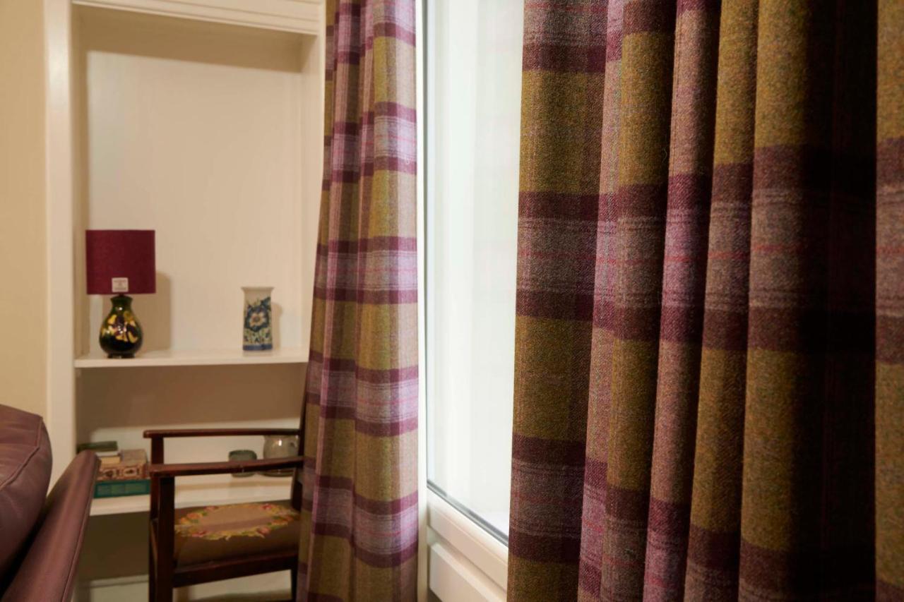 Downright Gabbler Apartment Beauly Luaran gambar